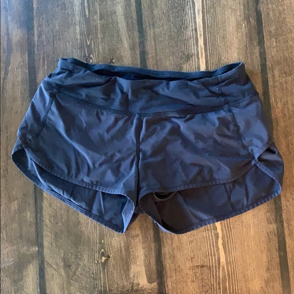 Lululemon Speed Shorts. Size 6